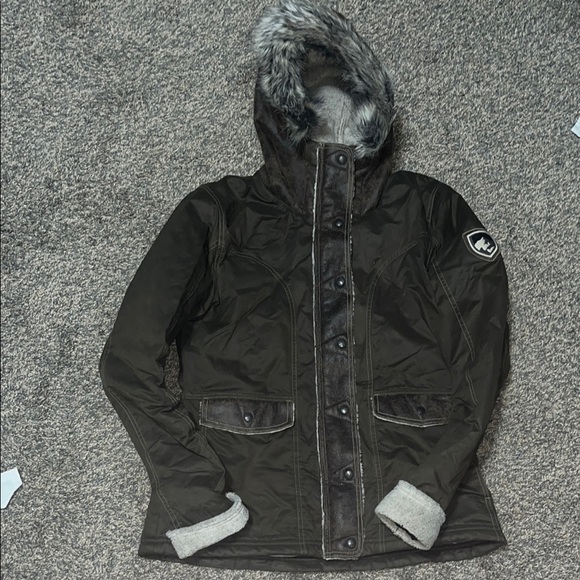 Kuhl: Women's Brown Fur-Trimmed Jacket - Picture 2 of 7